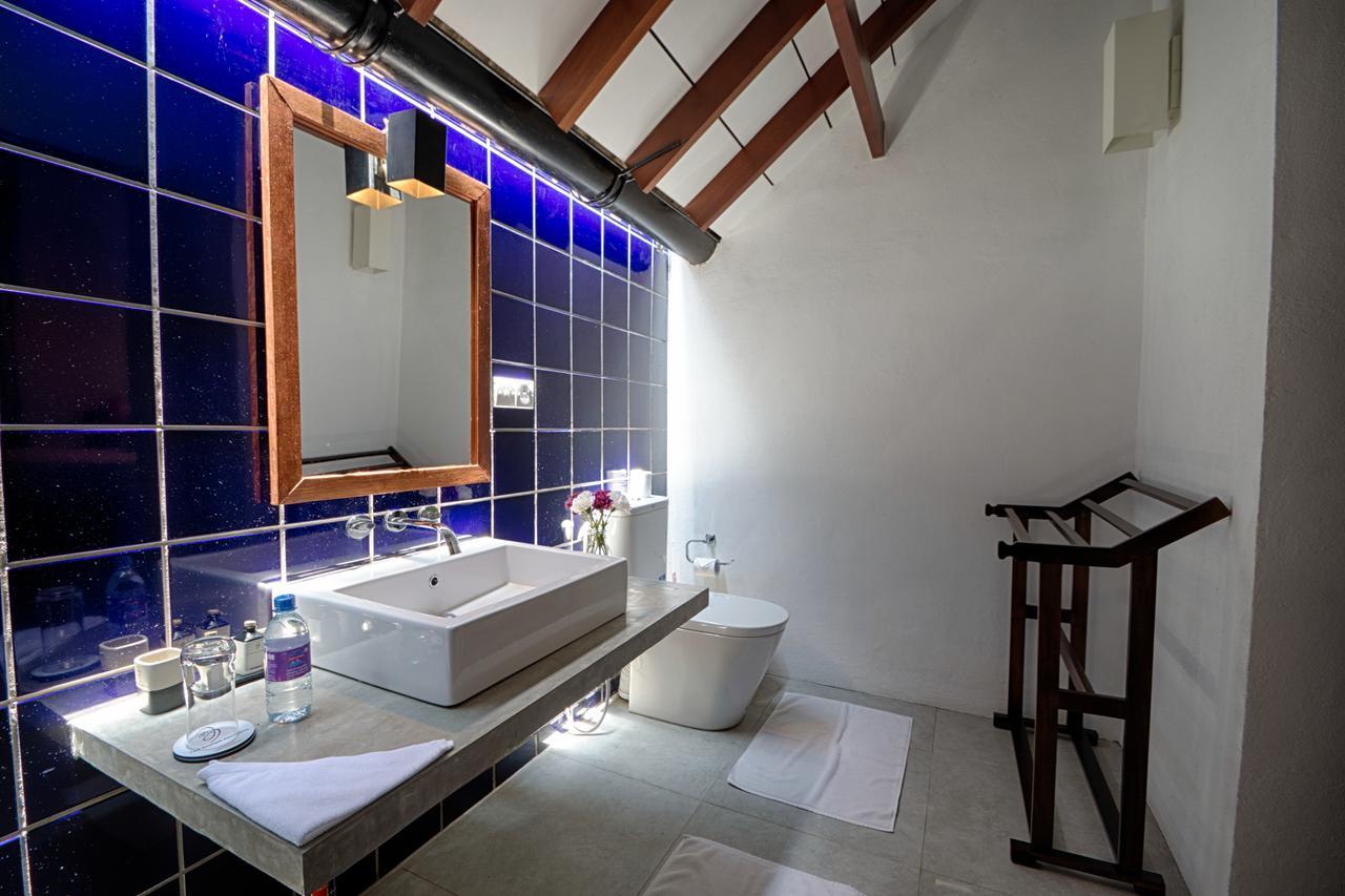 Bed and Breakfast Om Shambhala Colombo Esterno foto