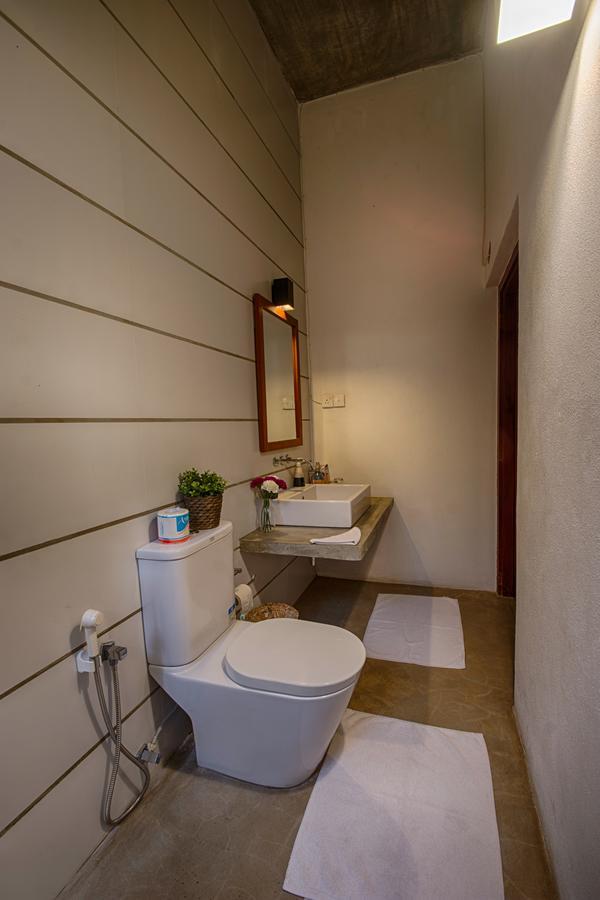 Bed and Breakfast Om Shambhala Colombo Esterno foto
